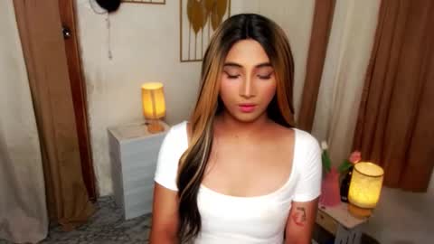 Snapshot of hugeasiancockandrea chatting on October 2025 05:39:01 PM drea online show from October 2025 05:39:01 PM