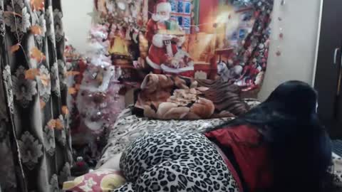 Snapshot of hugeassdevil chatting on January 2025 10:08:02 PM hugeassdevil online show from January 2025 10:08:02 PM