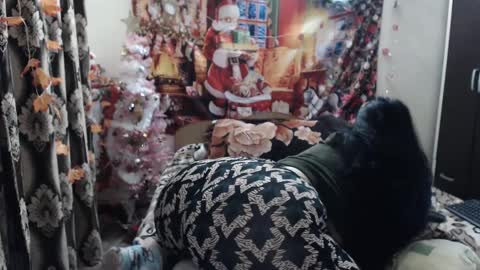 Snapshot of hugeassdevil chatting on January 2025 06:36:02 PM hugeassdevil online show from January 2025 06:36:02 PM