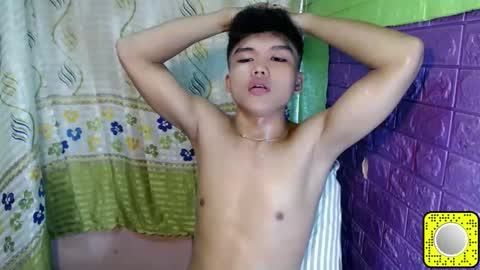 hugecock_kiel online show from November 2025 03:08:02 AM