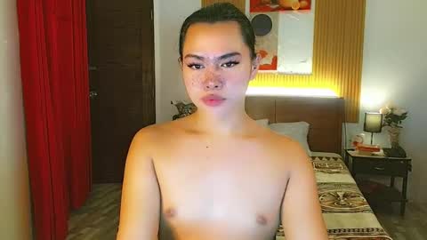 nathalie online show from November 2025 03:43:02 PM