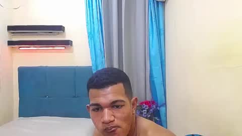 pablo  ubeer bigcock sexy twinks hot online show from November 2025 07:02:02 PM
