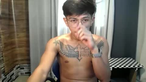 Snapshot of hugecockchristian chatting on November 2025 04:44:02 AM hugecockchristian online show from November 2025 04:44:02 AM