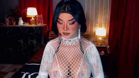 Christine online show from October 2025 05:54:02 PM