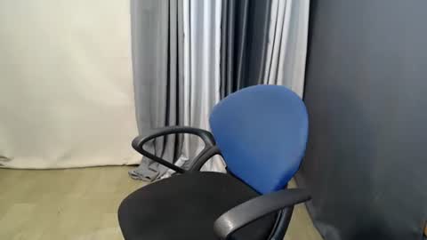 Snapshot of hugecockjames09 chatting on September 2025 08:03:02 AM hugecockjames09 online show from September 2025 08:03:02 AM