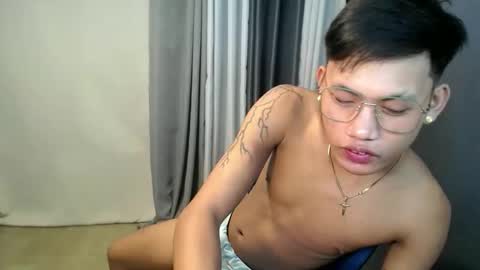 Snapshot of hugecockjames09 chatting on September 2025 05:51:01 AM hugecockjames09 online show from September 2025 05:51:01 AM