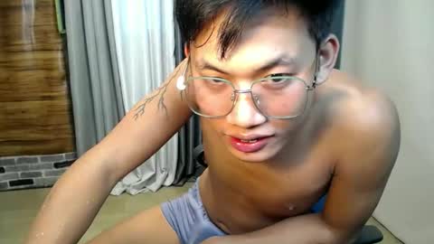 Snapshot of hugecockjames09 chatting on October 2025 08:23:02 AM hugecockjames09 online show from October 2025 08:23:02 AM