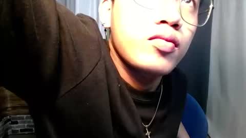 Snapshot of hugecockjames09 chatting on October 2025 10:47:01 AM hugecockjames09 online show from October 2025 10:47:01 AM