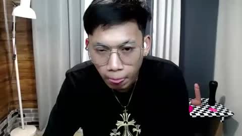 Snapshot of hugecockjames09 chatting on October 2025 01:25:02 PM hugecockjames09 online show from October 2025 01:25:02 PM