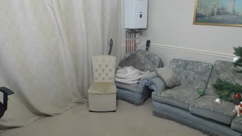 Snapshot of hugedick1965 chatting on December 2025 07:53:02 PM hugedick1965 online show from December 2025 07:53:02 PM