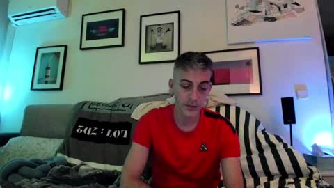 Snapshot of hugolandcam chatting on December 2024 08:40:01 PM Hugo online show from December 2024 08:40:01 PM