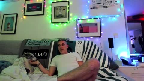 Snapshot of hugolandcam chatting on December 2024 09:23:02 PM Hugo online show from December 2024 09:23:02 PM