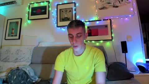 Snapshot of hugolandcam chatting on December 2024 10:04:02 PM Hugo online show from December 2024 10:04:02 PM