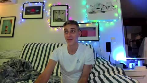 Snapshot of hugolandcam chatting on December 2024 09:16:01 PM Hugo online show from December 2024 09:16:01 PM