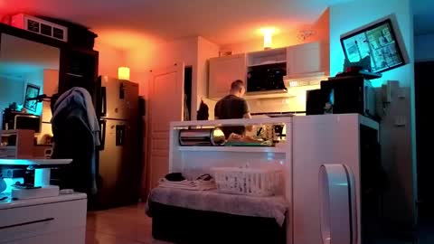 Snapshot of hugolandcam chatting on January 2025 08:39:01 PM Hugo online show from January 2025 08:39:01 PM