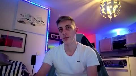 Snapshot of hugolandcam chatting on January 2025 11:41:01 PM Hugo online show from January 2025 11:41:01 PM