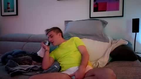 Snapshot of hugolandcam chatting on February 2025 07:55:01 PM Hugo online show from February 2025 07:55:01 PM
