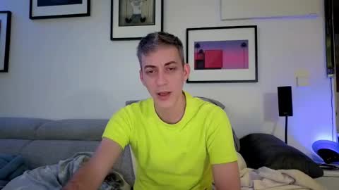 Snapshot of hugolandcam chatting on February 2025 05:04:02 PM Hugo online show from February 2025 05:04:02 PM