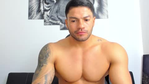 Snapshot of humber_eli chatting on November 2025 02:28:01 PM Eli online show from November 2025 02:28:01 PM