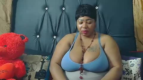 humongoustitss500929 online show from September 2025 03:34:01 PM