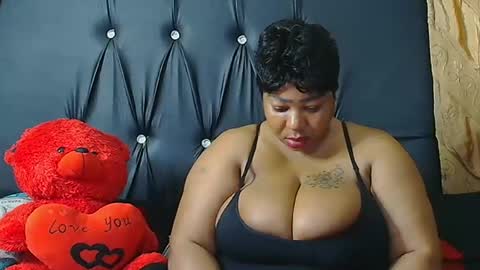 humongoustitss500929 online show from September 2025 07:17:02 PM