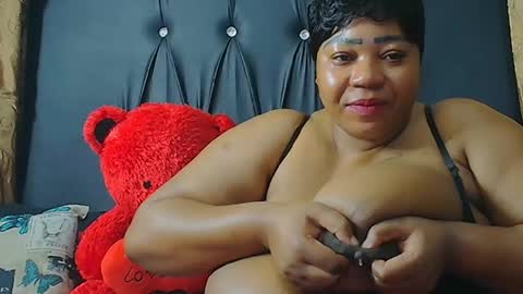 humongoustitss500929 online show from September 2025 05:51:02 PM