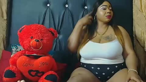 humongoustitss500929 online show from October 2025 05:02:02 PM