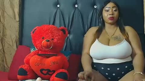 humongoustitss500929 online show from October 2025 06:42:01 PM