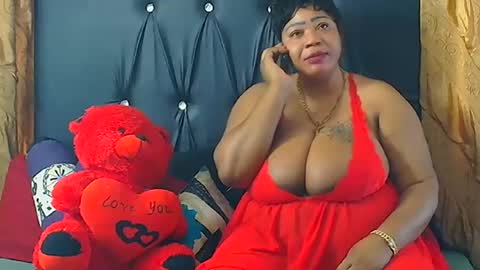 humongoustitss500929 online show from November 2025 09:41:01 AM