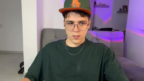 hun_damer online show from September 2025 12:58:02 AM