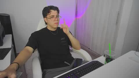 hun_damer online show from October 2025 02:30:01 AM