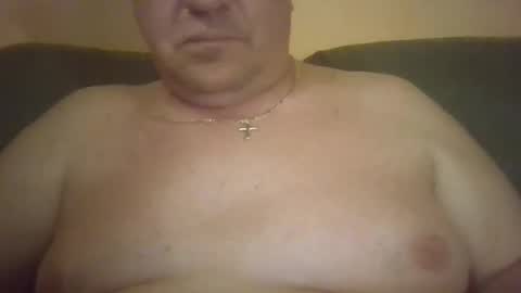 vastagfasz magyar apuci online show from September 2025 10:01:02 PM