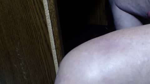 hungsofine online show from February 2025 12:09:01 AM