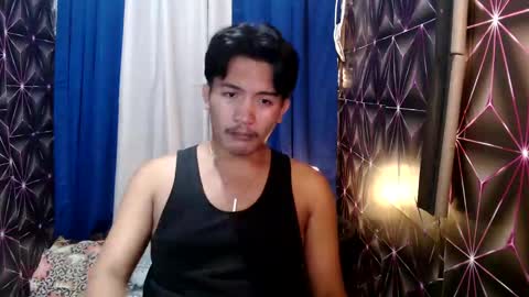 hunkylloyd online show from December 2024 11:52:02 PM