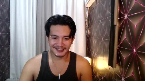 hunkylloyd online show from January 2025 01:17:01 PM