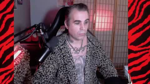 Snapshot of hypnosexray chatting on January 2025 12:57:02 PM Mistress Magenta online show from January 2025 12:57:02 PM