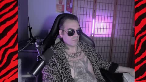 Snapshot of hypnosexray chatting on January 2025 06:59:01 PM Mistress Magenta online show from January 2025 06:59:01 PM