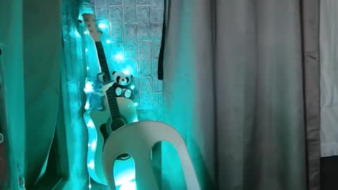 Snapshot of i_am_asian90 chatting on November 2025 04:50:02 PM Kim online show from November 2025 04:50:02 PM