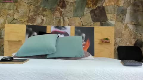 Snapshot of i_am_dolls chatting on November 2025 05:04:02 PM The Dolls online show from November 2025 05:04:02 PM