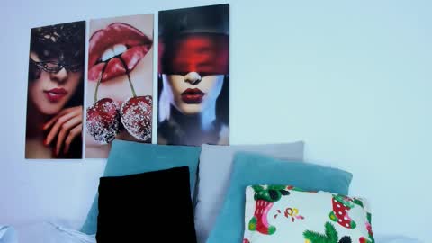 The Dolls online show from November 2025 07:12:01 PM