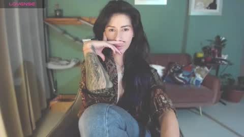 Lana Banana online show from February 2025 05:04:01 AM