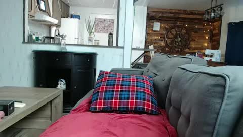 ShortStuff online show from February 2025 09:13:01 PM