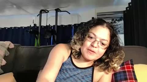 ShortStuff online show from February 2025 05:18:02 PM