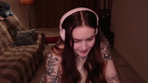 Snapshot of i_love_icecream chatting on December 2024 02:41:02 PM elisabeth online show from December 2024 02:41:02 PM