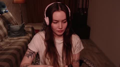 Snapshot of i_love_icecream chatting on December 2024 10:39:02 AM elisabeth online show from December 2024 10:39:02 AM