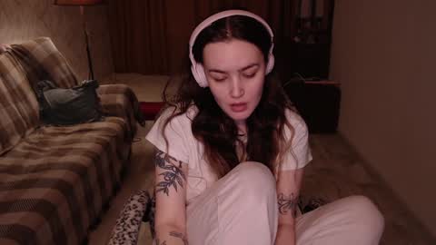 Snapshot of i_love_icecream chatting on December 2024 10:55:01 AM elisabeth online show from December 2024 10:55:01 AM