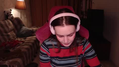 Snapshot of i_love_icecream chatting on January 2025 05:49:01 PM elisabeth online show from January 2025 05:49:01 PM