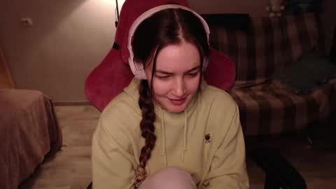 Snapshot of i_love_icecream chatting on February 2025 01:44:01 PM elisabeth online show from February 2025 01:44:01 PM