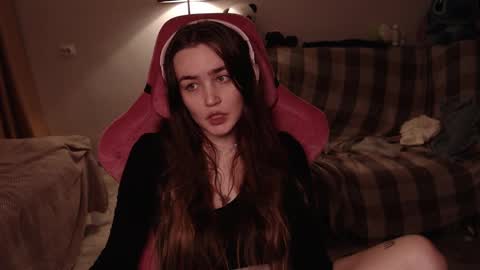 Snapshot of i_love_icecream chatting on February 2025 02:44:02 PM elisabeth online show from February 2025 02:44:02 PM