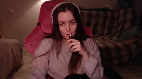 Snapshot of i_love_icecream chatting on February 2025 03:48:02 PM elisabeth online show from February 2025 03:48:02 PM